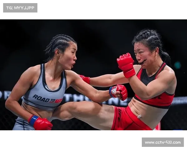 石铭坚持中医职业与格斗训练并行发展，融合传统与现代力量